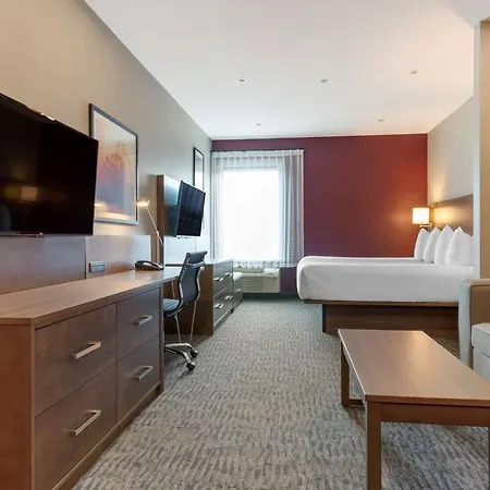 Best Western Plus Dauphin Exterior photo
